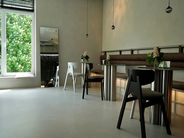 ERA Studio & Café в Луцьку