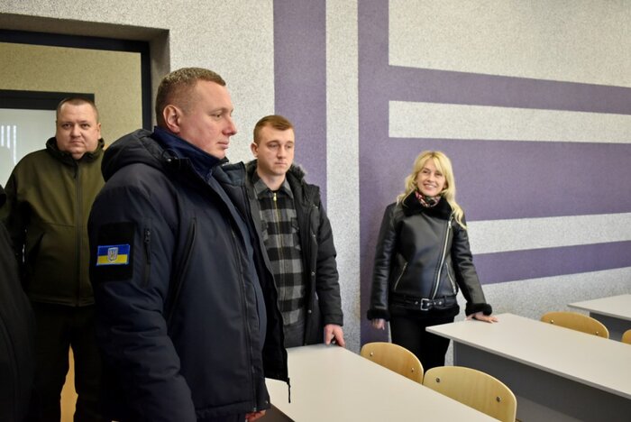новини