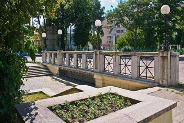 Братський міст в Луцьку