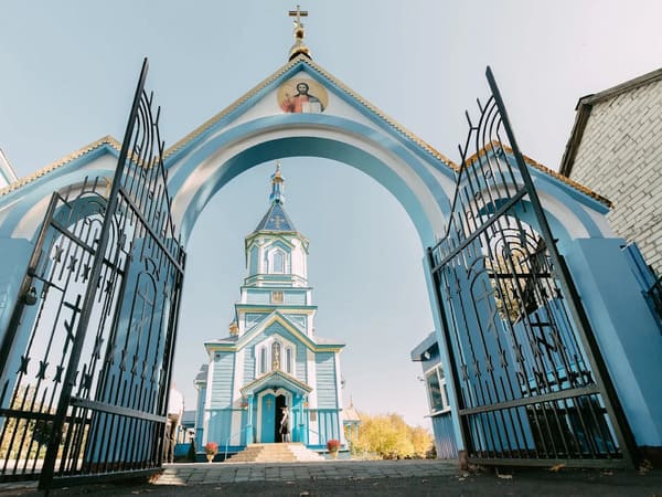 Свято Різдво-Богородична церква Любомль